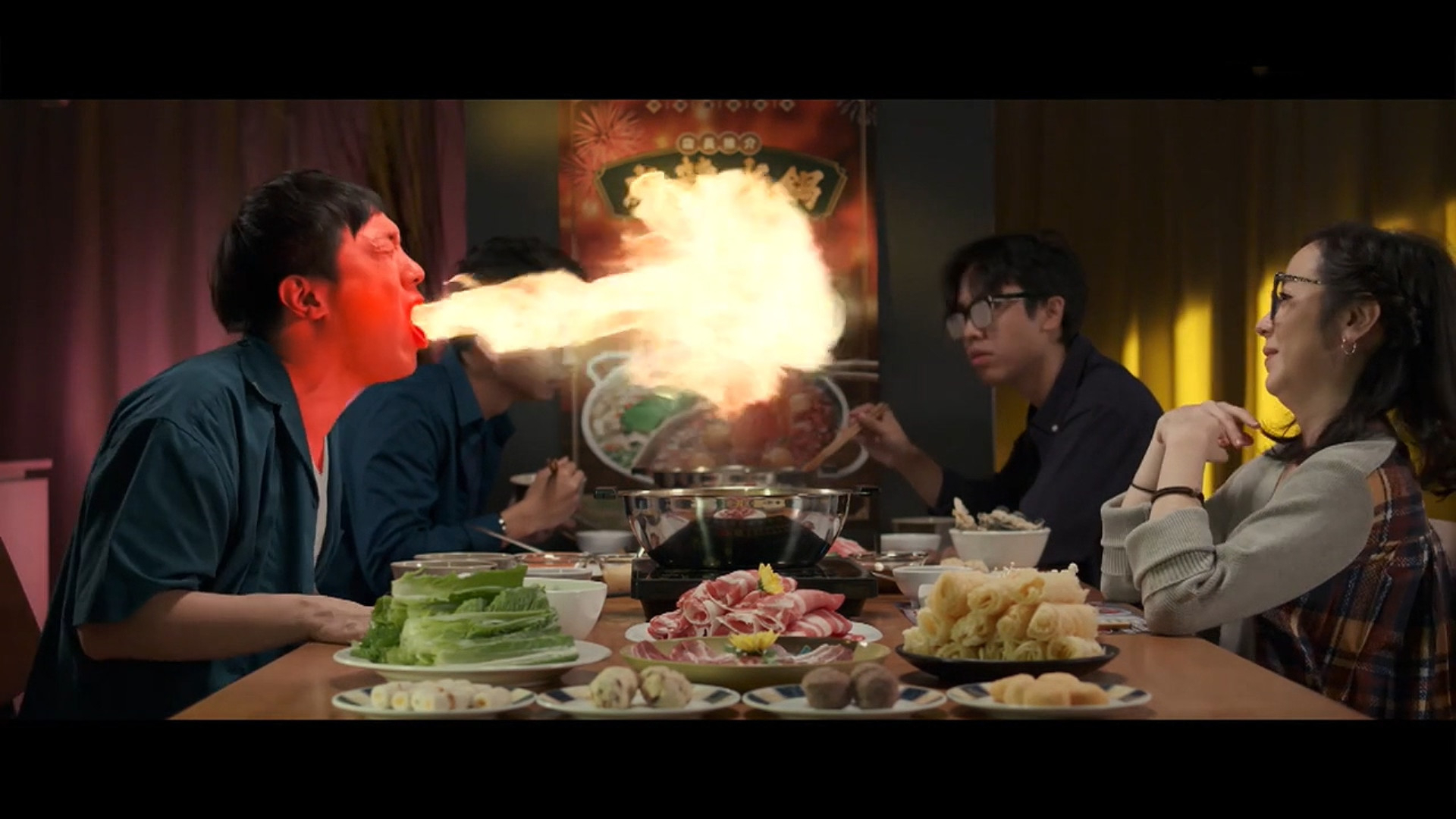 爆笑解说山寨版《黑镜》:用交友软件找女友却被虐成狗《理想国:BFGF》